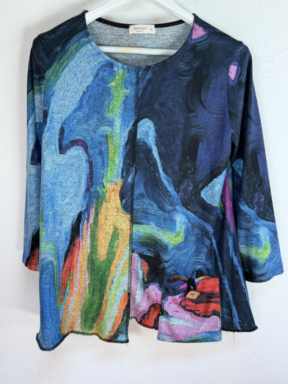 Jess & Jane Layla Top Womens Medium Abstract Art To Wear Pocket Knit Blouse